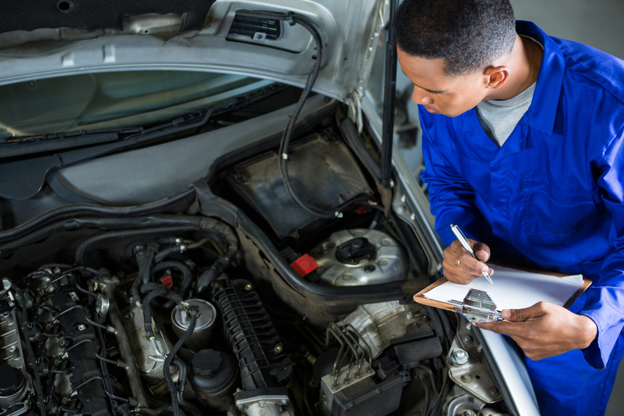 Top 5 Signs Indicating that Your Car Needs a Service